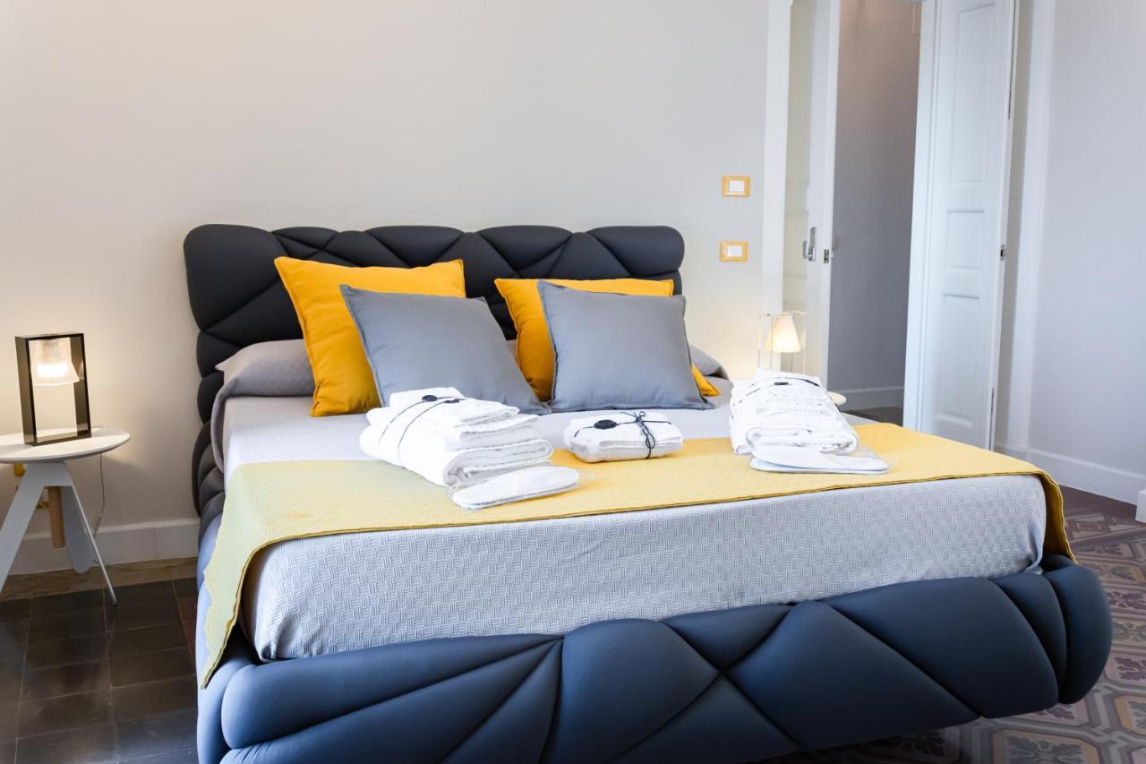 Dimora Cavour Bed & Breakfast Амантеа Екстериор снимка