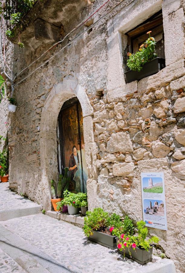 Dimora Cavour Bed & Breakfast Амантеа Екстериор снимка